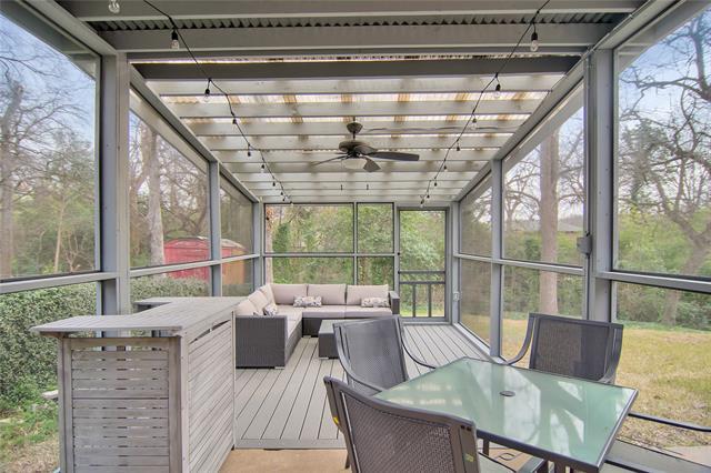 Building Photo - 2440 Wildoak Dr