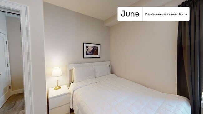 Building Photo - Room in Shared 5 bed/2 bath home