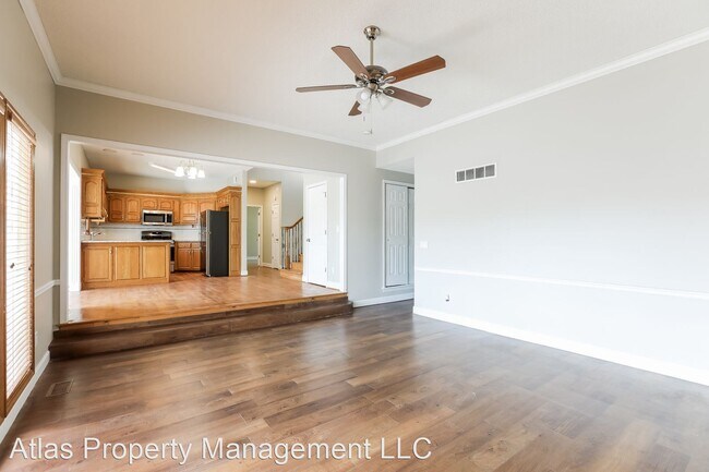 Foto del edificio - 4 br, 4 bath House - 5401 NE Sunshine Dr