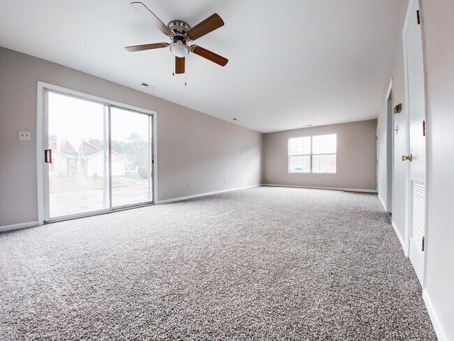 Foto del edificio - 3102 Gaitway Ct