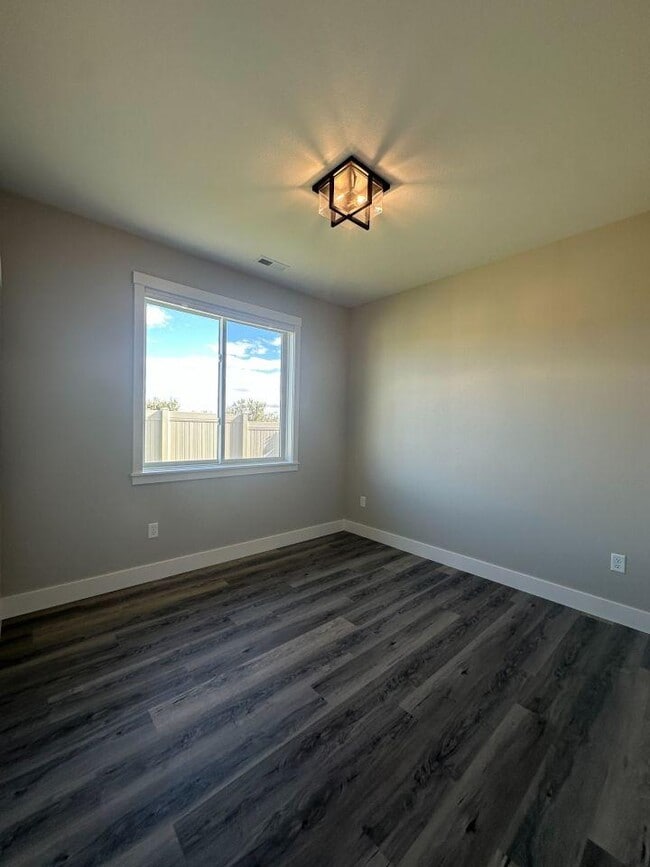 Building Photo - 3 bedroom in Billings MT 59106