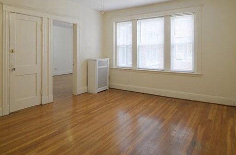 Living Room - 68 Linden St