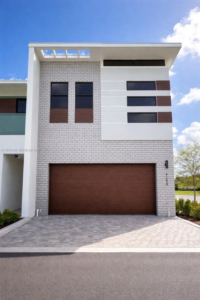Building Photo - 4384 NW 8th Ct