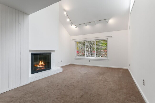 Foto del edificio - 301 Post Rd E