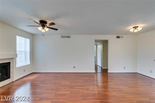 Foto del edificio - 2801 N Rainbow Blvd