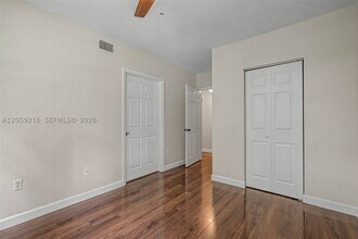 Building Photo - 1003 Belmont Ln
