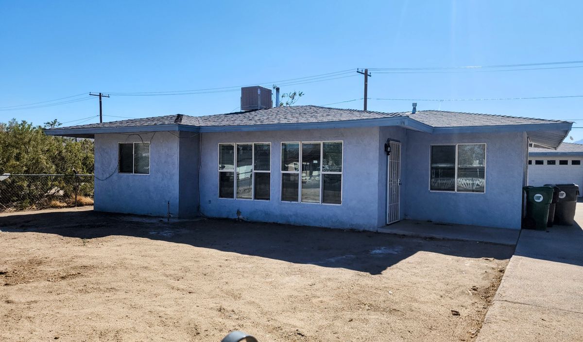 Foto principal - 7064 Tamarisk Ave
