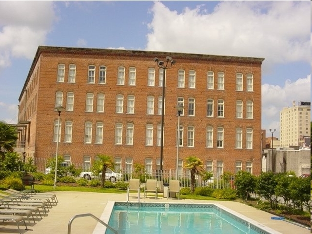 Foto del edificio - United Jewelers and Lee Hardware Apartments
