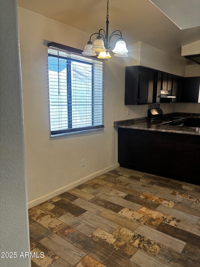 Foto del edificio - 814 E 13th St