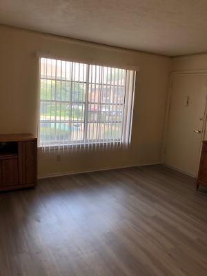Building Photo - 3612 Parkridge Dr
