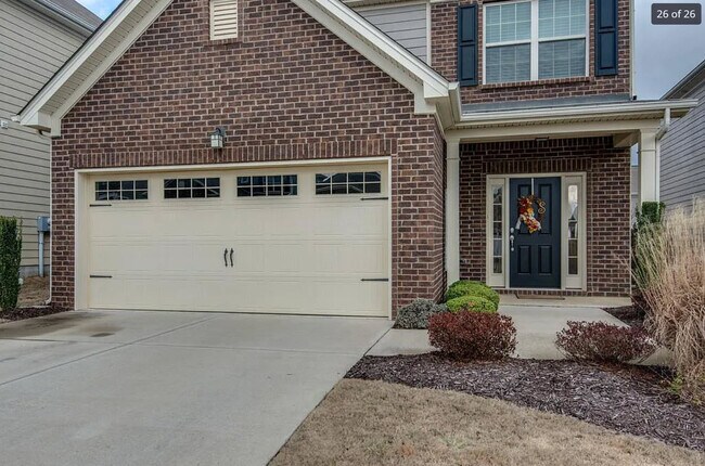 Building Photo - 1037 Hemlock Dr