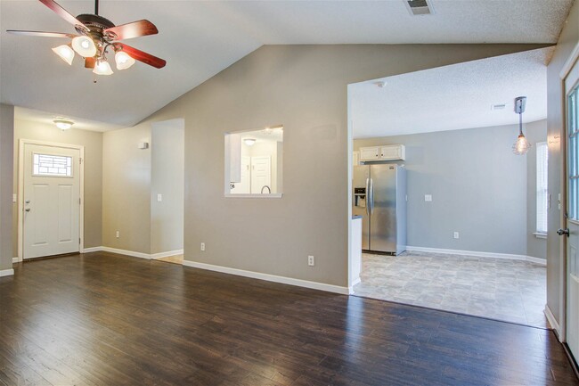 Building Photo - 414 Stephanie Drive, Goose Creek, SC 29445...