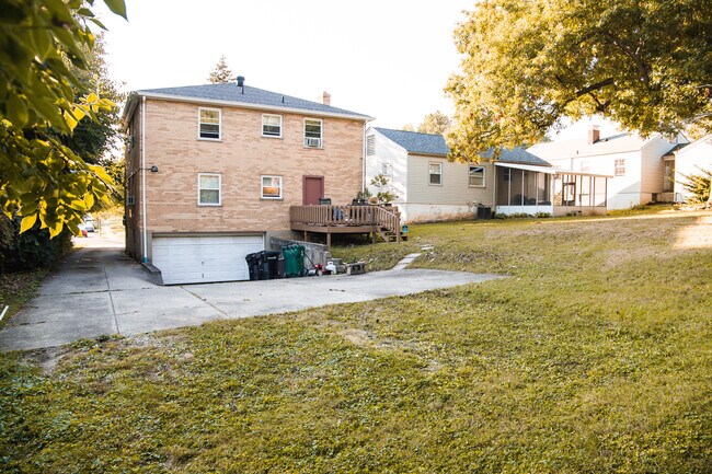 Building Photo - 2600 Anderson Ferry Rd