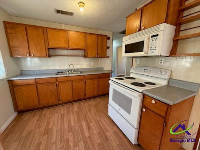 Foto del edificio - 318 Bruce St