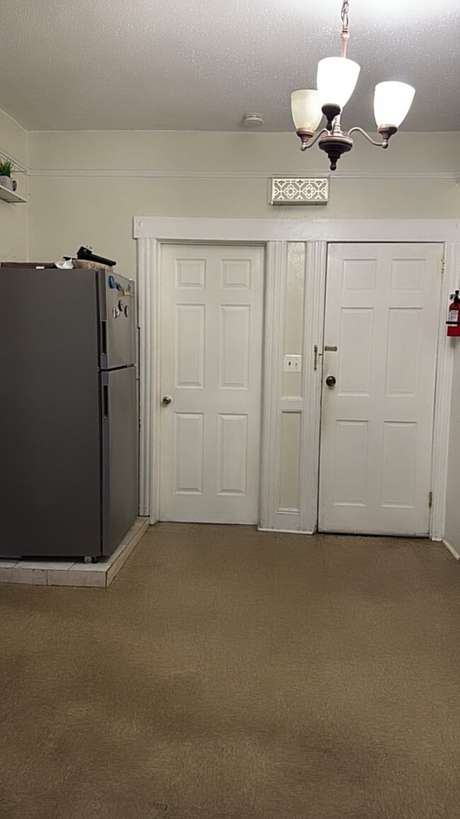 Building Photo - 31 Harrison Pl