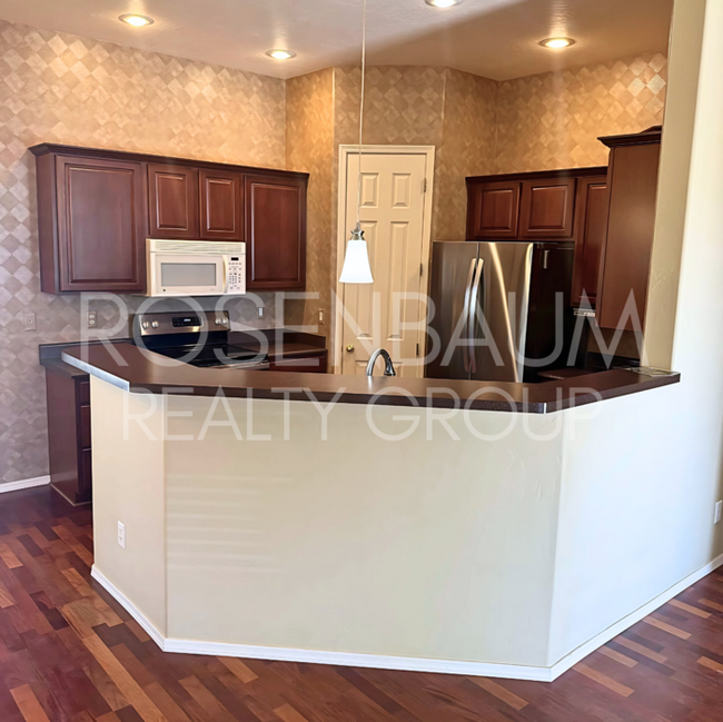 Foto del edificio - Beautiful 3-bedrooms, 2-baths home in the ...