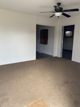 Building Photo - 325 Rieber Dr