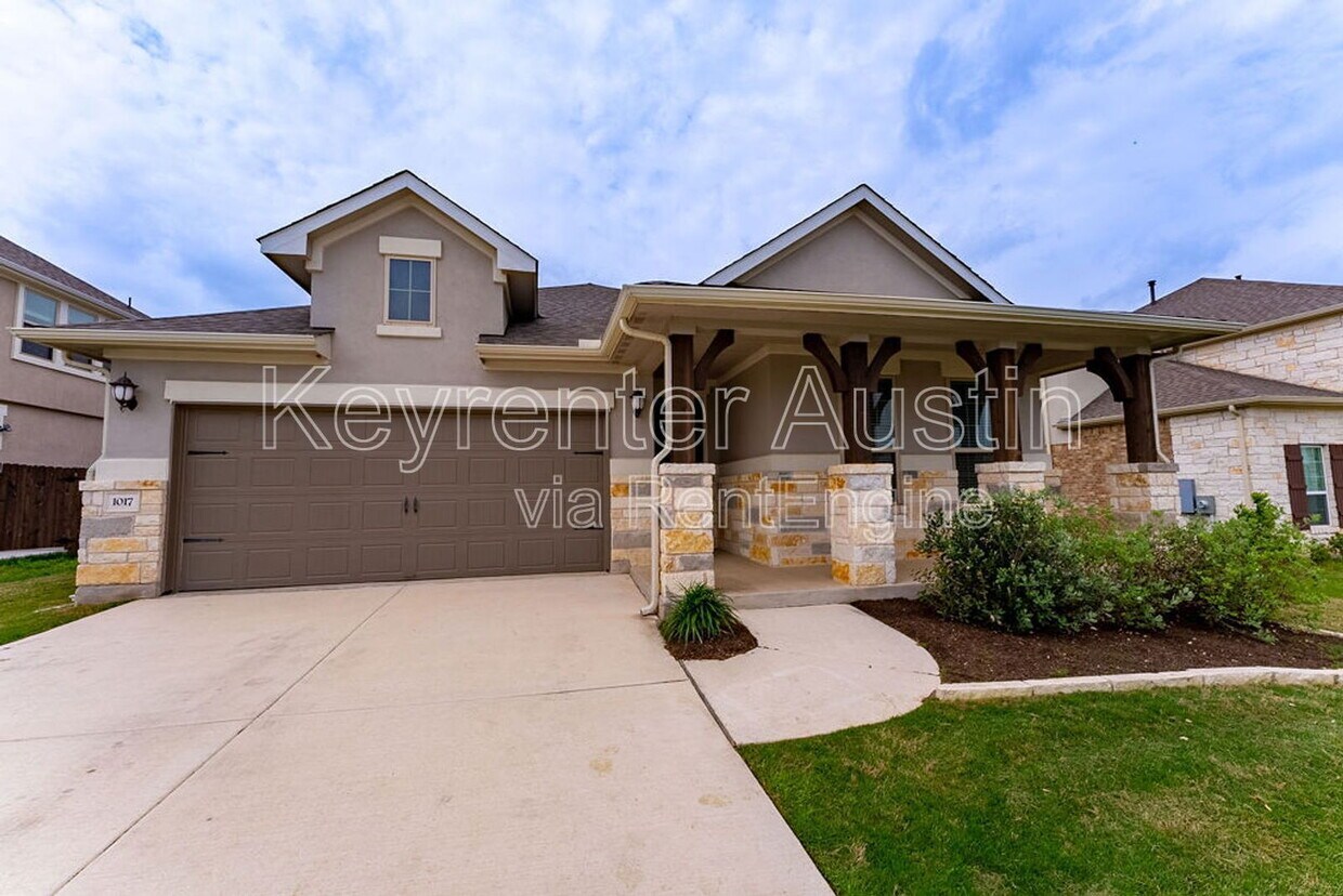 Primary Photo - 1017 Coulee Dr