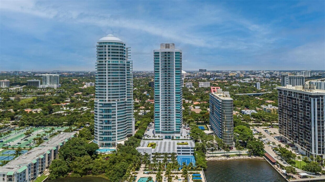Foto principal - 2101 Brickell Ave