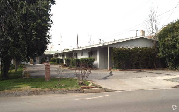 Foto principal - 12716 4th St