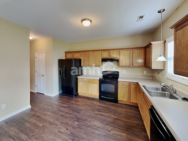Foto del edificio - 813 S Hollybrook Rd