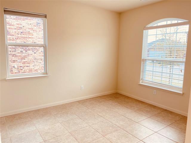 Building Photo - 1612 Blackburn Way