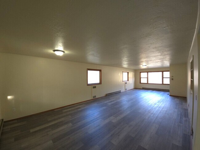 Foto del edificio - 508 S Main St