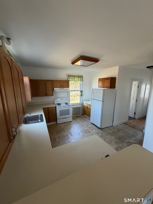 Building Photo - 216 High Rock Rd