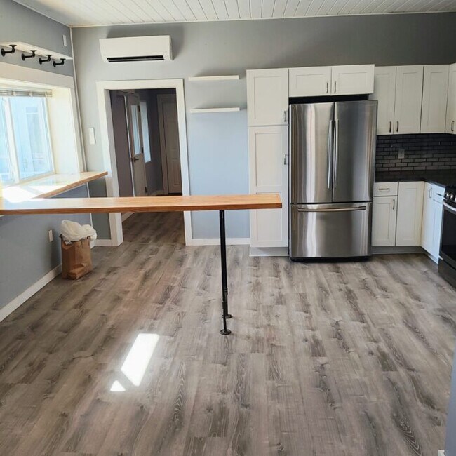 Kitchen/Dining/Living Area - 615 S Main St