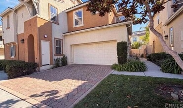 Building Photo - 4096 Peninsula Dr