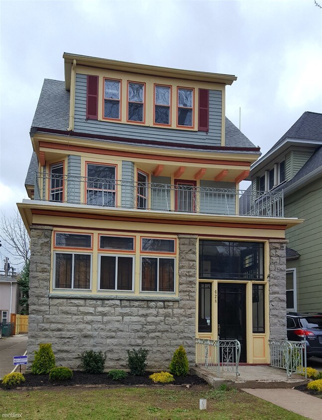 Primary Photo - 428 Norwood Ave
