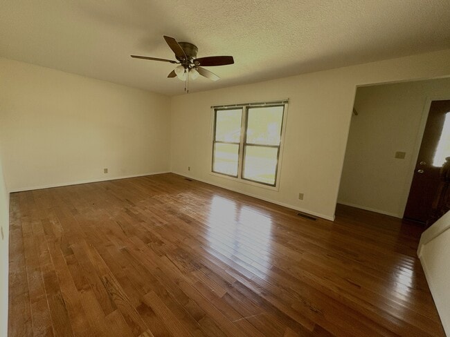 Living Room - 1901 Kenny Ave