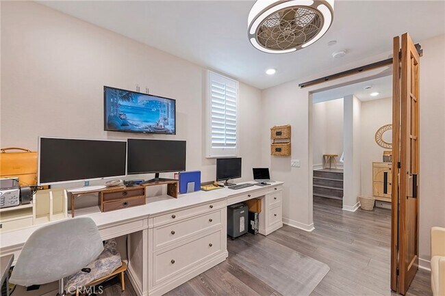 Foto del edificio - 6 Pony Ct