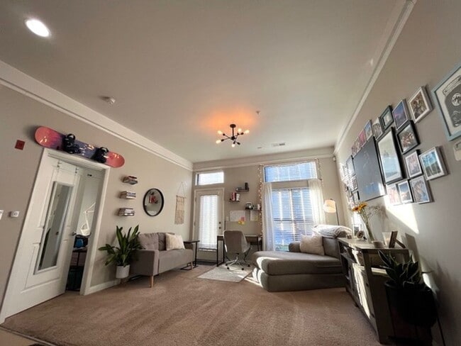 Building Photo - Available in SouthEnd with quick access to...