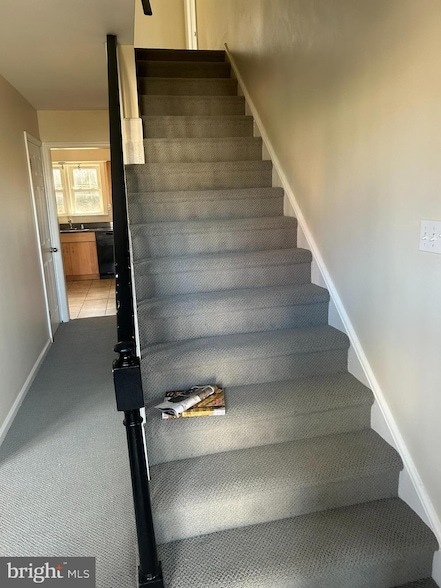 Building Photo - 3013 Nash Pl SE