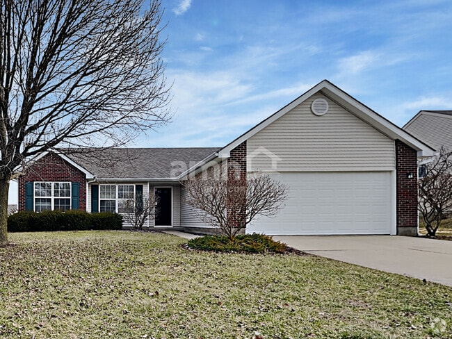 Building Photo - 32 Meadowcrest Dr