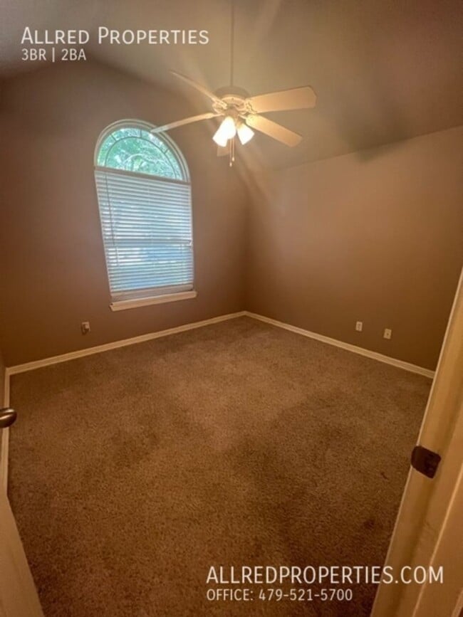 Foto del edificio - Gorgeous Single Family Home Off Of Mount C...