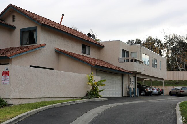 Building Photo - 153-195 Avenida Las Brisas