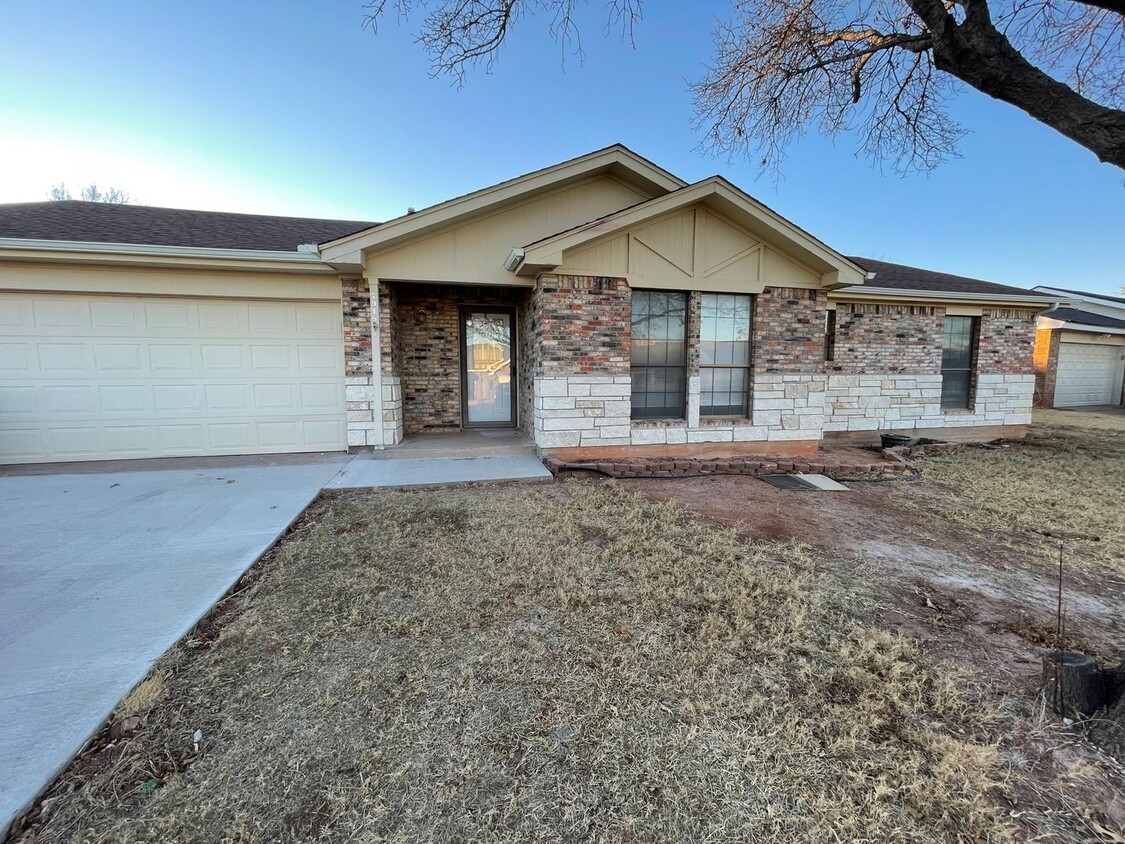 Foto principal - Fully remodeled 3 bedroom home in Wylie!!