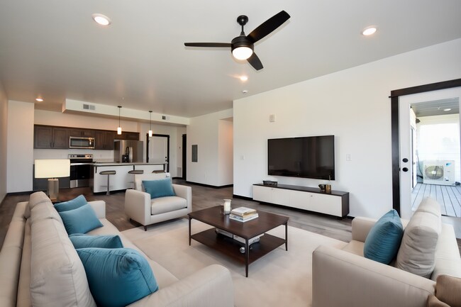 Foto del edificio - 1595 N 25th Ave