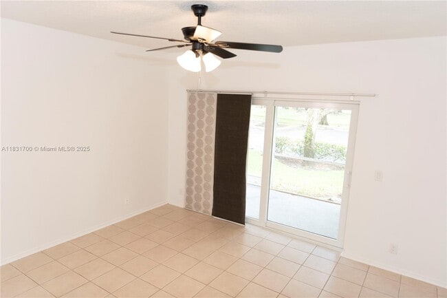 Foto del edificio - 150 SW 96th Terrace