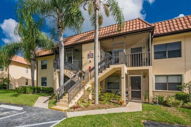 Foto del edificio - 7082 Golf Colony Ct
