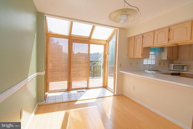 Foto del edificio - 127 Swarthmore Ave