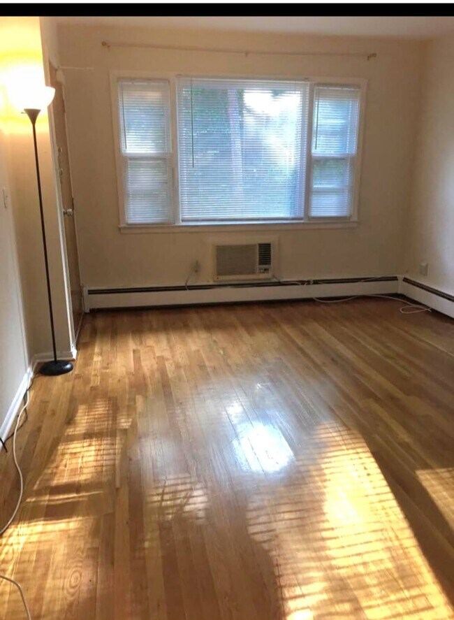 Foto del edificio - 1521 Jefferson Ave