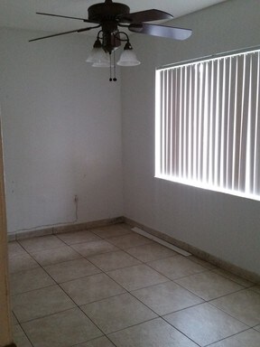 Foto del edificio - 1415 E Holland Ave