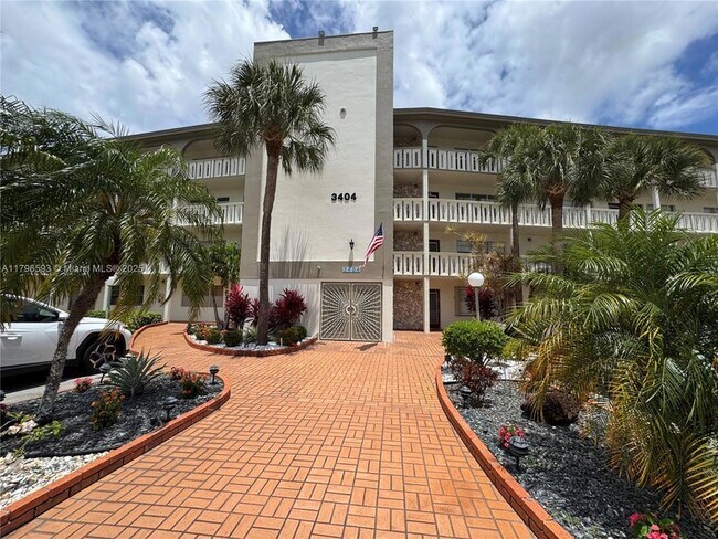 Foto del edificio - 3404 Bimini Ln