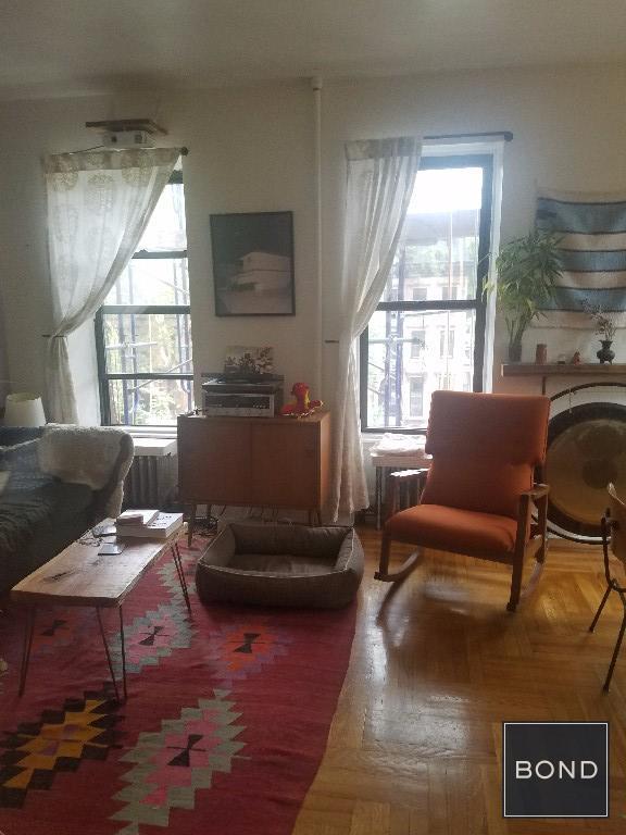 Foto del edificio - 235 Washington Ave