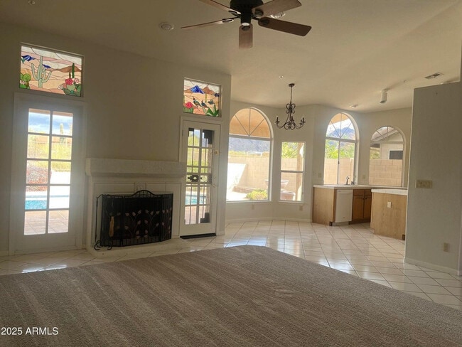 Building Photo - 9440 E Palm Tree Dr