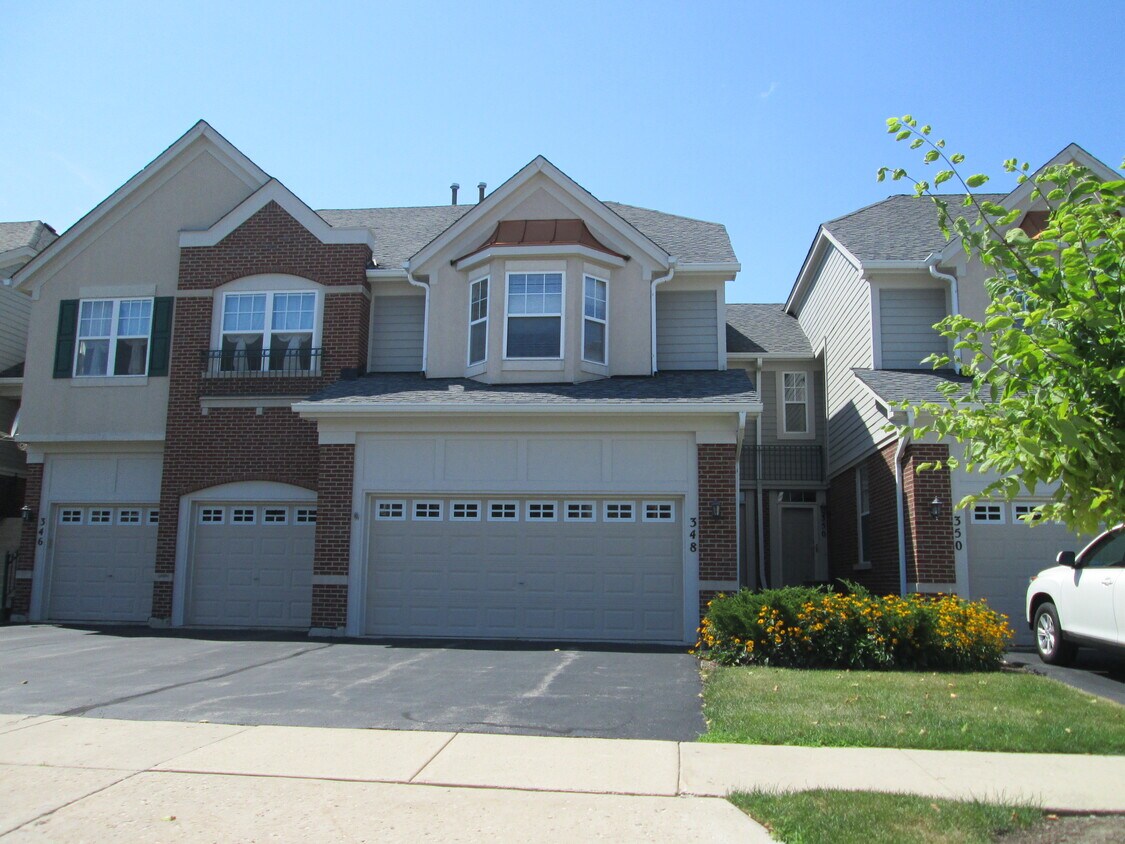 Foto principal - 348 Pine Lake Cir