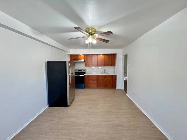 Building Photo - 436 Olmstead Ave